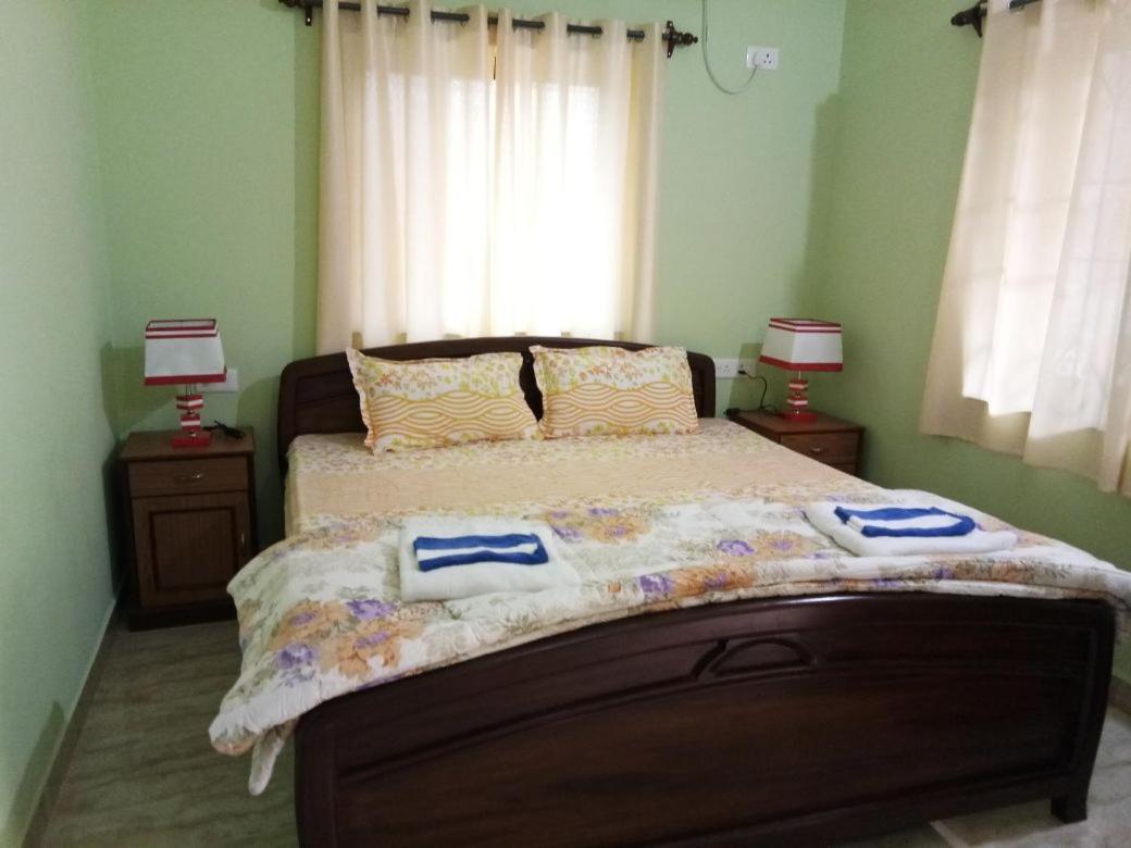 מיורדה Shirley'S Guest House מראה חיצוני תמונה